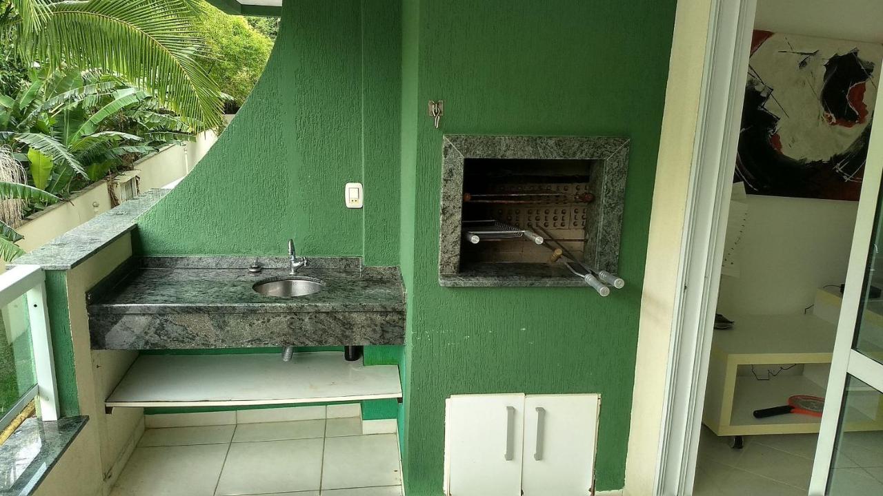 Apto Com 02 Quartos Praia Da Conceicao Bombinhas Sc Eksteriør billede