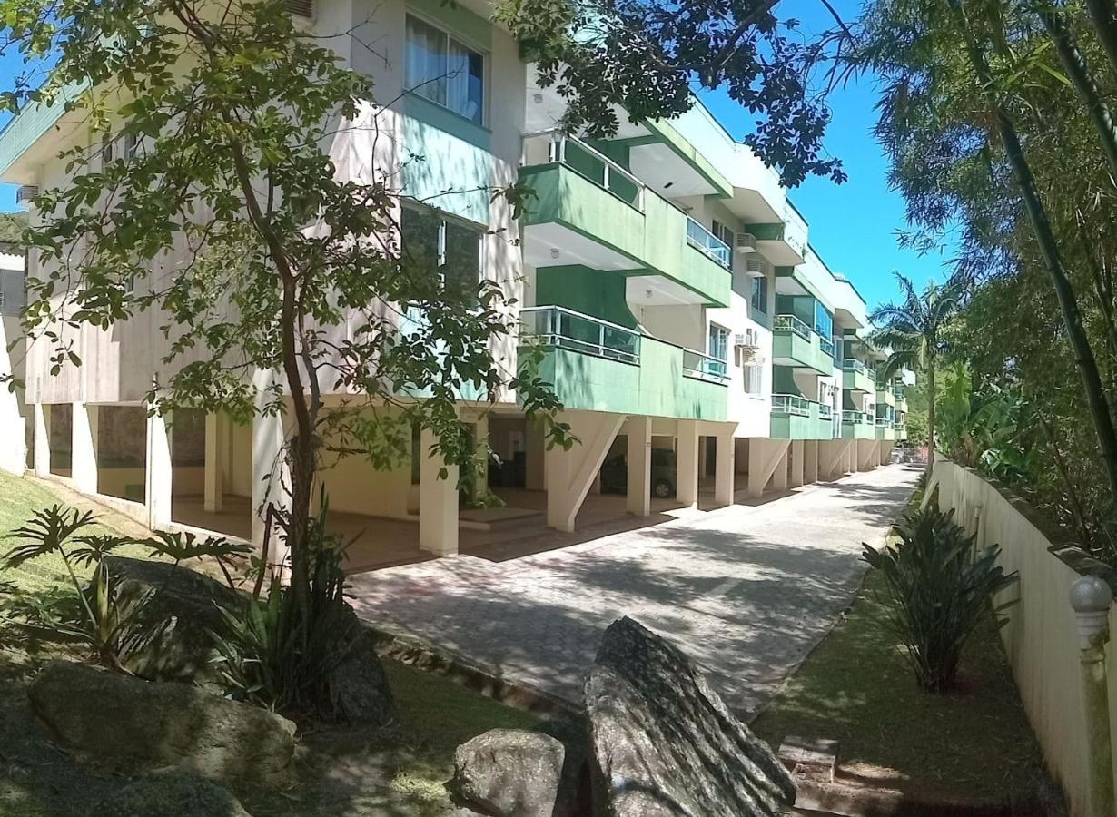 Apto Com 02 Quartos Praia Da Conceicao Bombinhas Sc Eksteriør billede